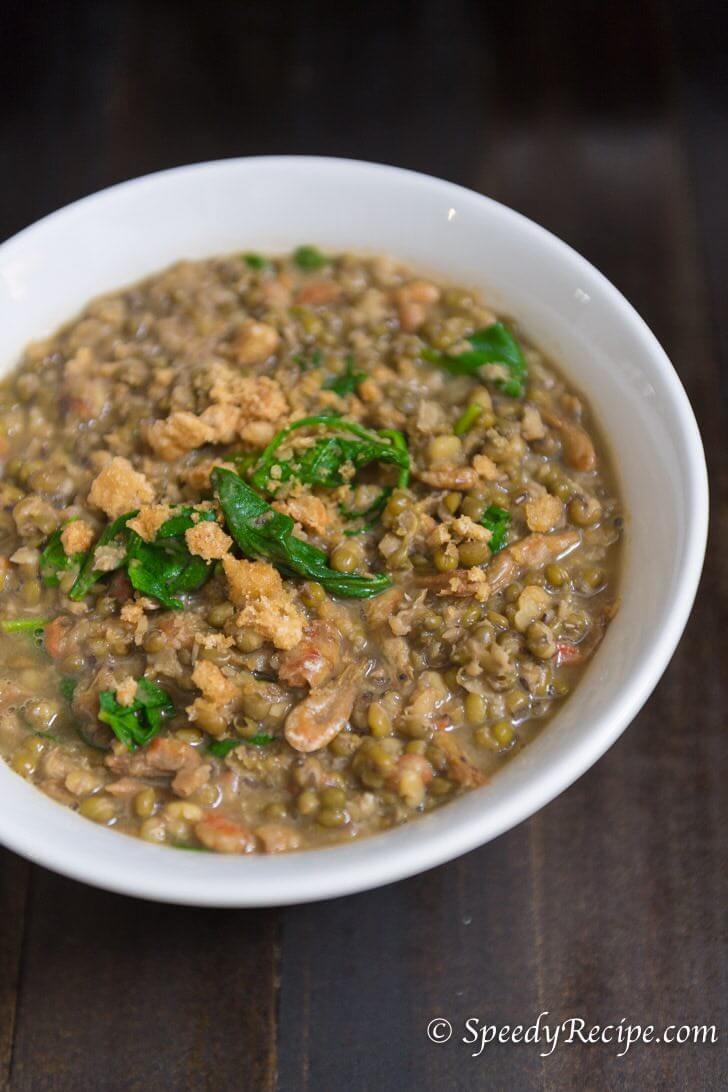 Ginisang Munggo Sauteed Mung Beans With Spinach Speedyrecipe Com